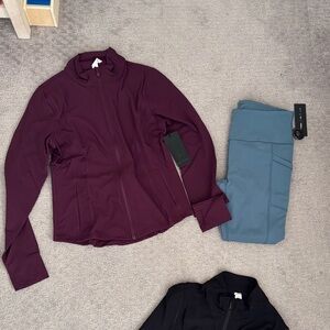 90 Degree By Reflex Purple and Blue Sweatshirt